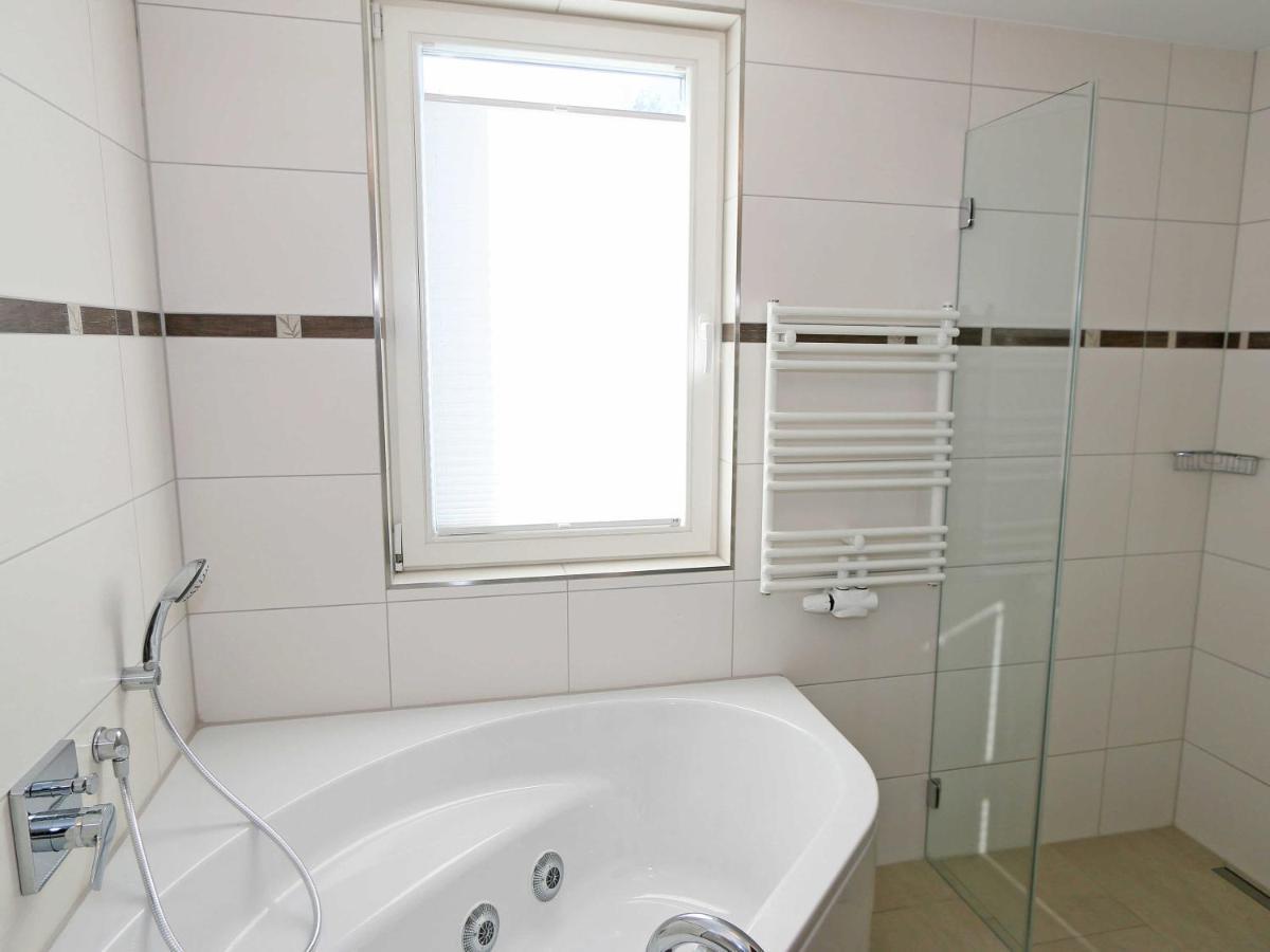 Strandvilla Baabe - Wg 12 Mit Meerblick, Kamin, Sauna, Whirlpool エクステリア 写真